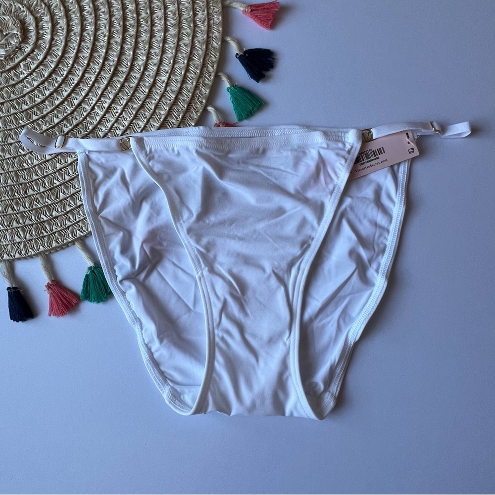 Victoria’s Secret Smooth Adjustable String Bikini Panty White M NEW